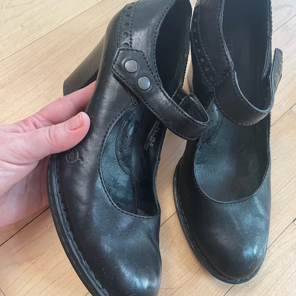 Born women’s black leather shoes 7.5 - Picture 7 of 8